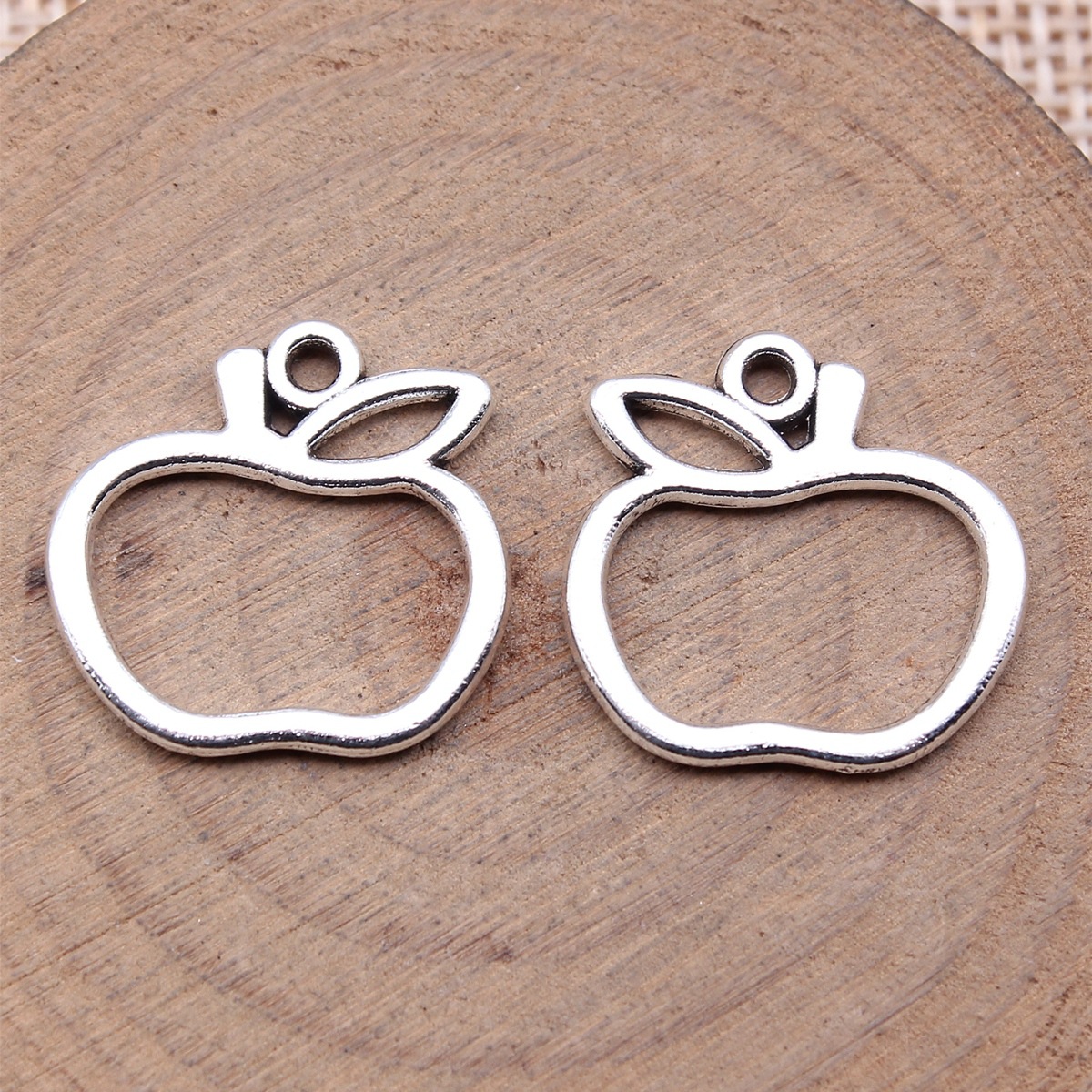 Vintage Collectibles For Sale - 40pcs 19x20mm(0.75x0.79inch) Antique Silver Color Apple