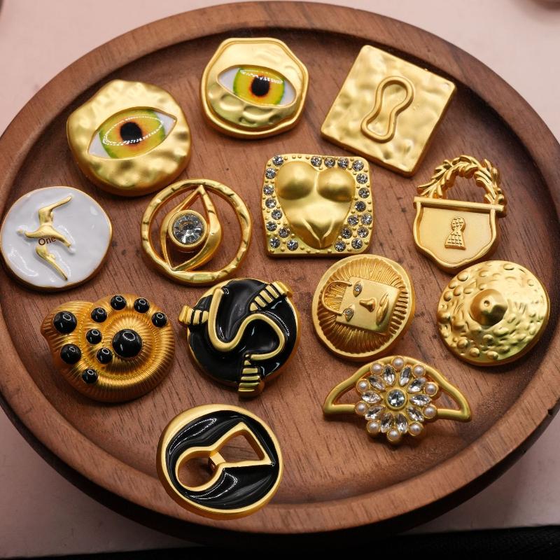 New Vintage Metal Button Artis - Vintage Collectible Buttons review and price