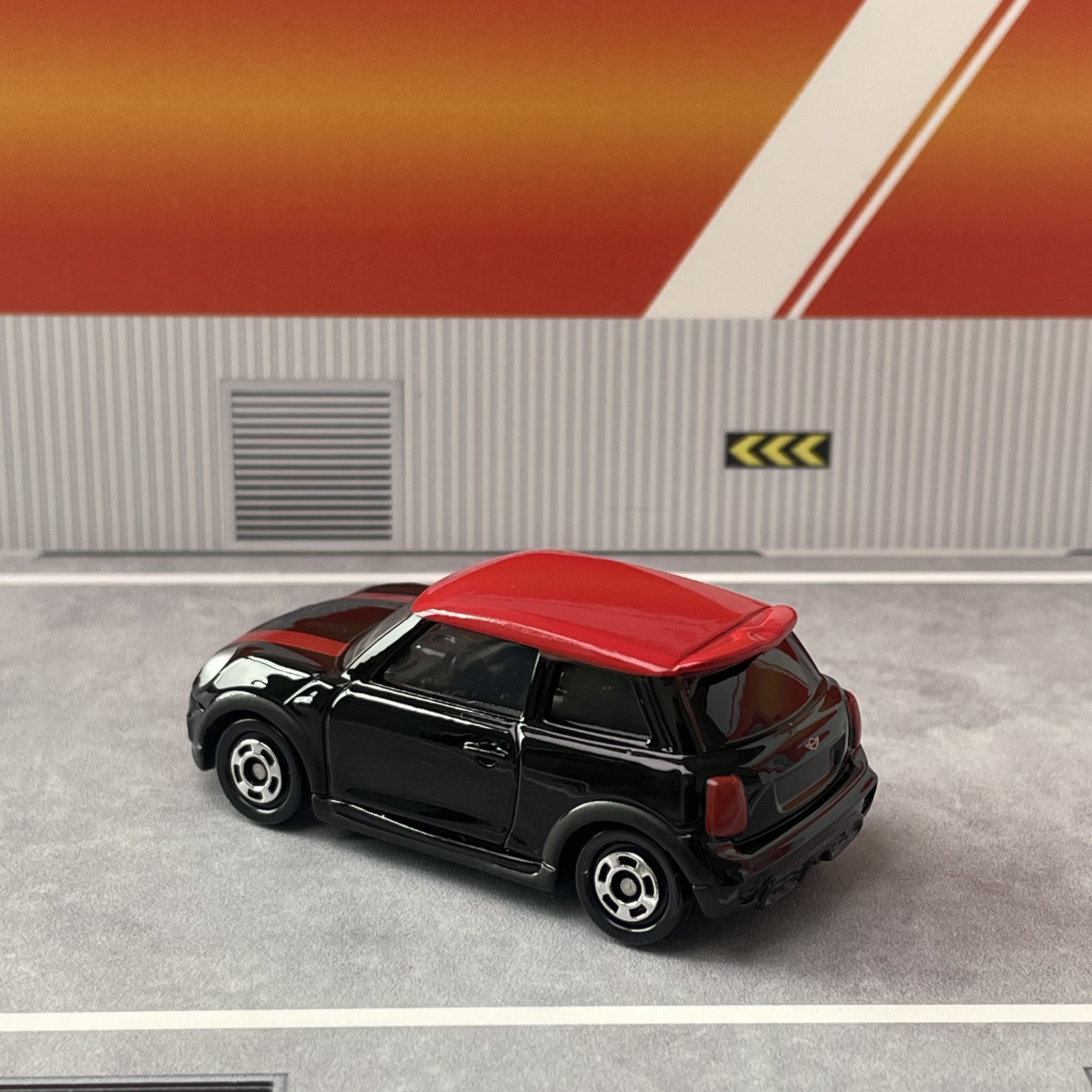 Takara Tomy Tomica A0-05 Mini  - Vintage Collectible Model Cars review and price